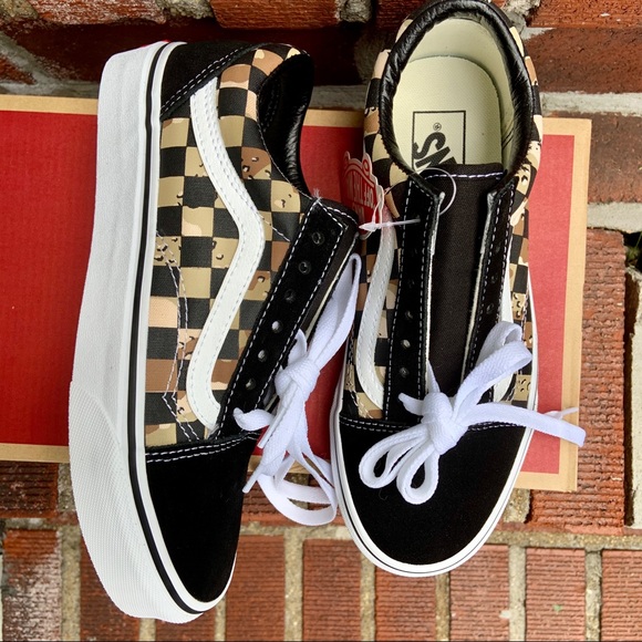 Vans Shoes - {NEW}Camo Checker Old School Vans-6.5
